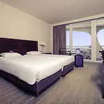 Mercure Port Motte 4*