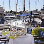 Ξενοδοχείο Mercure Port Motte 4*