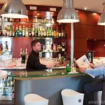 Mercure Port Motte 4*