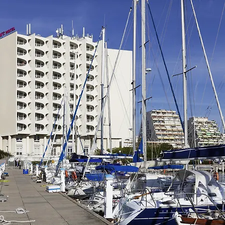 Mercure Port Motte 4*