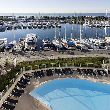 Mercure Port Motte Szálloda