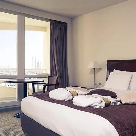 Hotel Mercure Port Motte 4*
