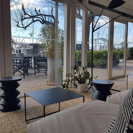 Mercure Port Motte Hotel