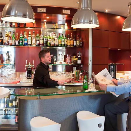 Mercure Port Motte Hotel