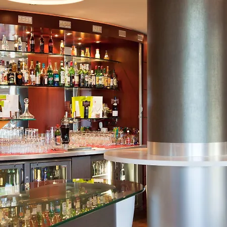 Mercure Port Motte 라그랑모트