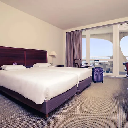 Mercure Port Motte Hotel 4*