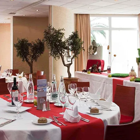 Mercure Port Motte Hotel 4*