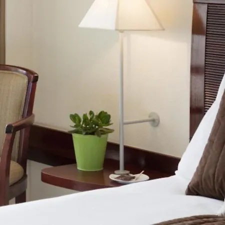 Mercure Port Motte Szálloda