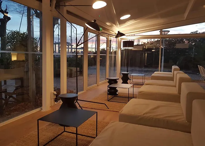 Ξενοδοχείο Mercure Port Motte 4*