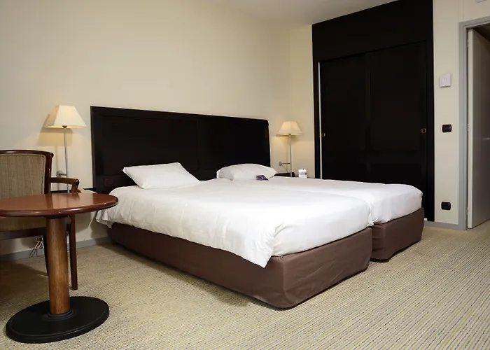 Mercure Port Motte Hotell