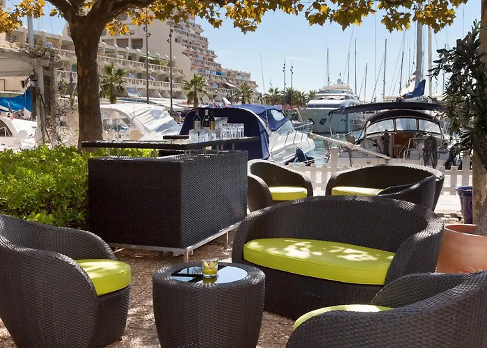 Mercure Port Motte Hotell 4*